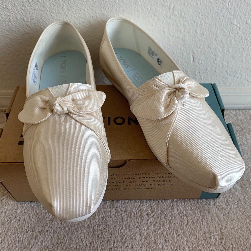 Toms Classic - Ivory Grosgrain with Bows